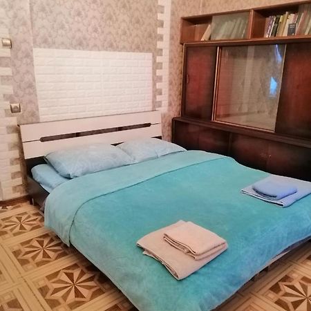 Рядом С Автовокзалом Leilighet Odessa Eksteriør bilde